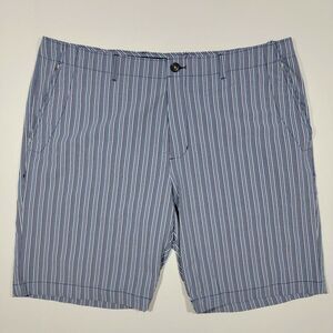 Tommy Bahama Men's Golf Shorts Seersucker Striped Nylon Blend Shirt Grip Size 38